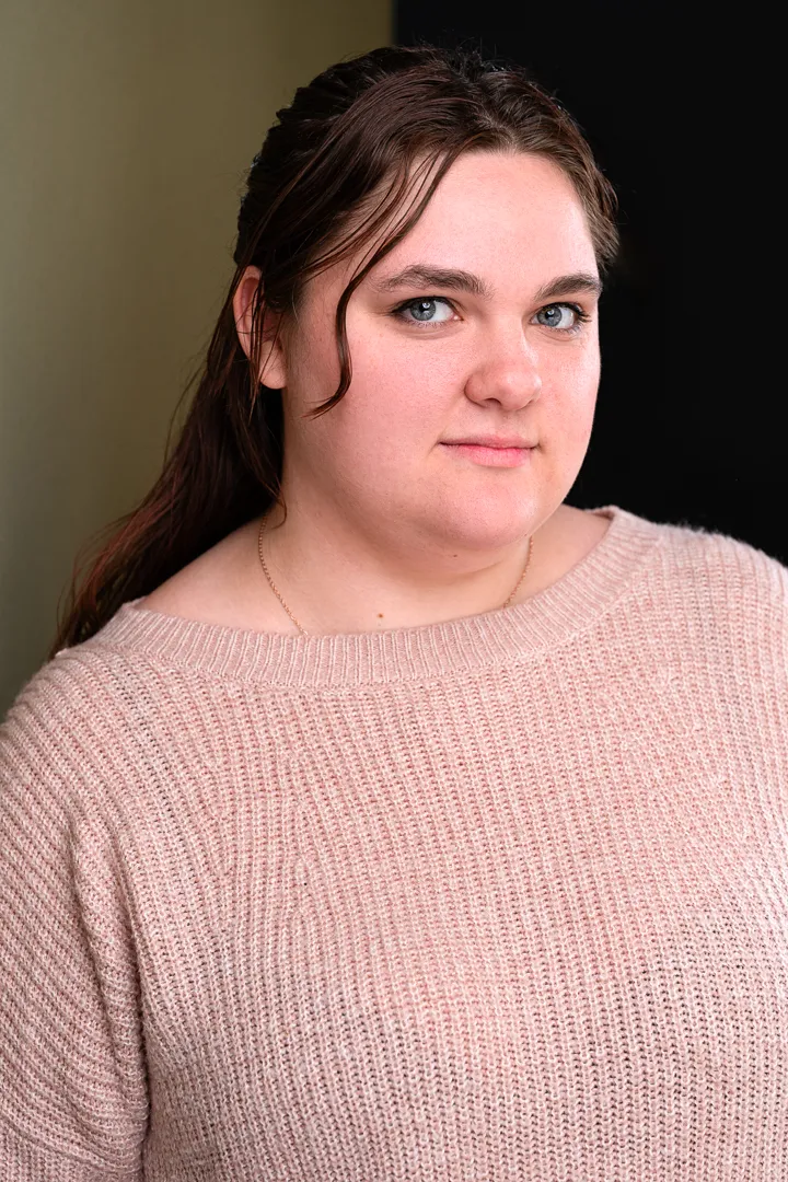 Salmonsen, Haylee Headshot